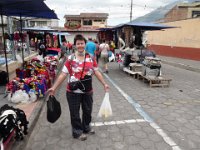 Otavalo tržnice.  No a už máme nakoupeno. Tedy zboží.