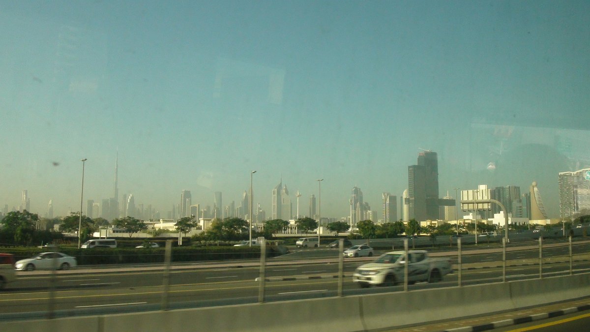 Dubaj.